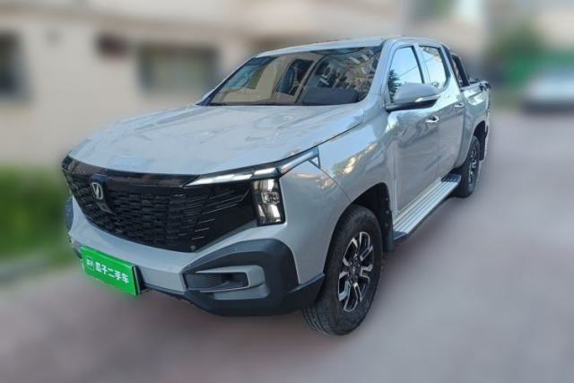 Used CHANGAN Hunter 2024 Warrior Edition Luxury Model Dual-Motor All-Wheel Drive Standard Box