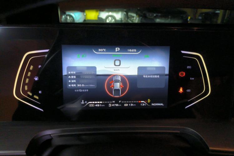 Used CHANGAN Hunter 2024 Knight Edition Flagship Model Dual-Motor All-Wheel Drive Standard Box Instrument Cluster