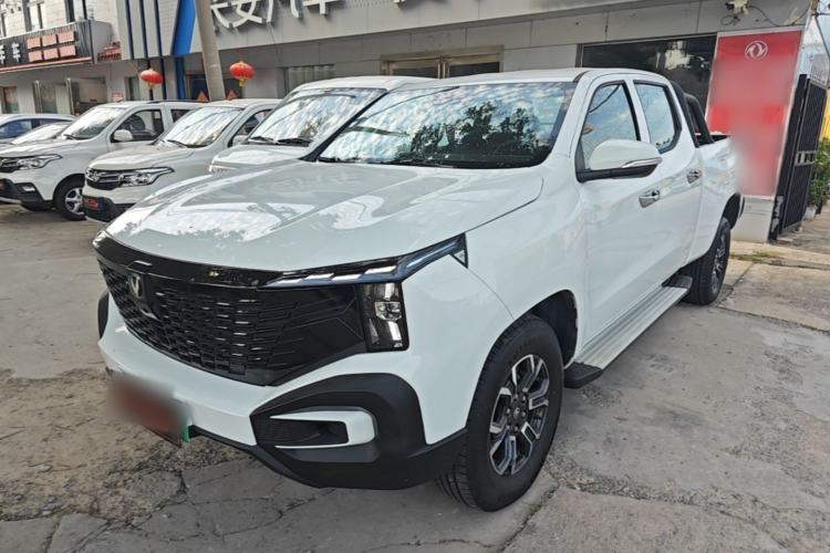 CHANGAN Hunter 2024 Warrior Edition Luxury Model Dual-Motor All-Wheel Drive with Extra-Long Cargo Box