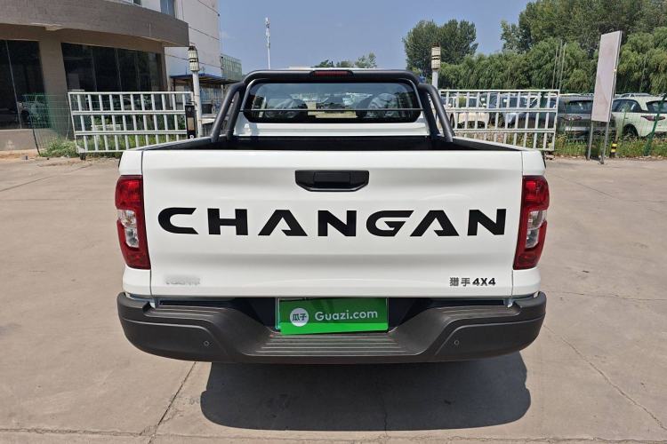 Used CHANGAN Hunter 2024 Warrior Edition Luxury Model Dual-Motor All-Wheel Drive with Extra-Long Cargo Box Exterior 4