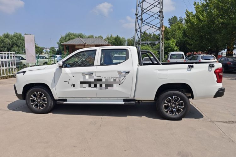 Used CHANGAN Hunter 2024 Warrior Edition Luxury Model Dual-Motor All-Wheel Drive with Extra-Long Cargo Box Exterior 5