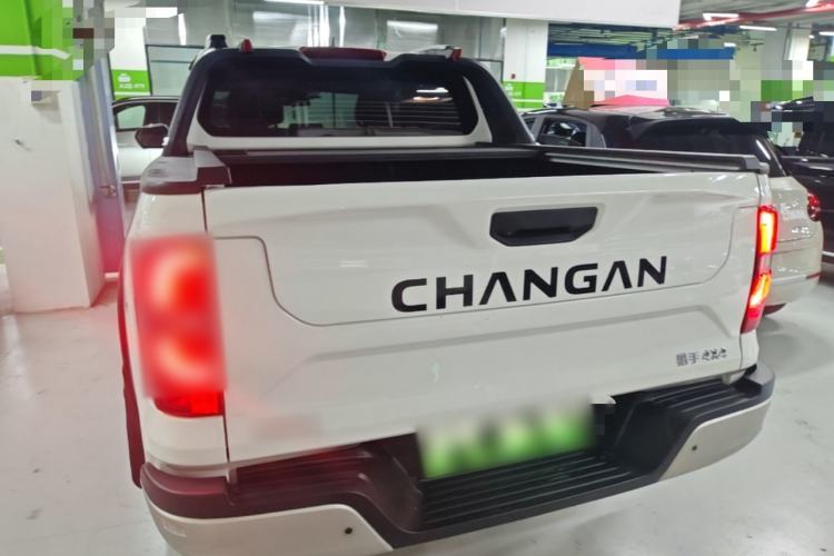 Used CHANGAN Hunter 2024 Knight Edition Flagship Model Dual-Motor All-Wheel Drive Standard Box Rear