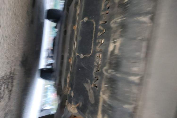 Used CHANGAN Hunter 2025 Model, Knight Edition, Lingshang Type, Dual-Motor Four-Wheel Drive Standard Box Chassis Front