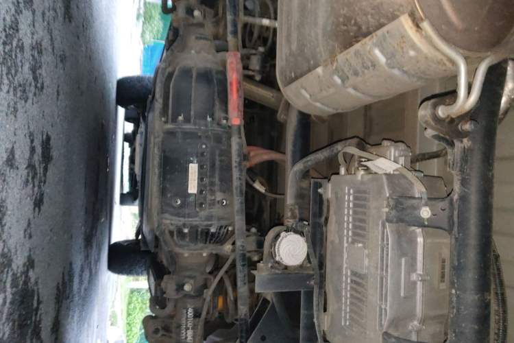 Used CHANGAN Hunter 2025 Model, Knight Edition, Lingshang Type, Dual-Motor Four-Wheel Drive Standard Box Chassis Rear