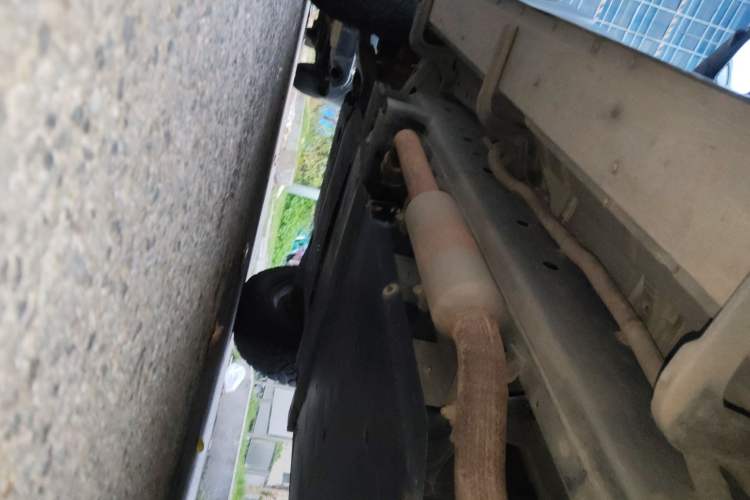 Used CHANGAN Hunter 2025 Model, Knight Edition, Lingshang Type, Dual-Motor Four-Wheel Drive Standard Box Chassis Rear Left