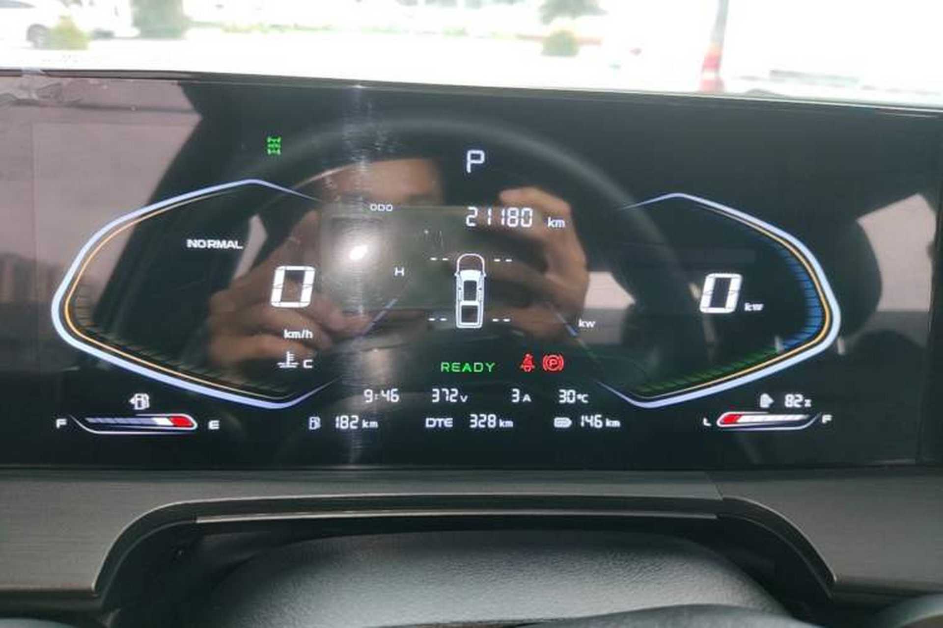 Used CHANGAN Hunter 2025 Warrior Edition Flagship Model Dual-Motor All-Wheel Drive with Extra-Long Cargo Bed Instrument Cluster
