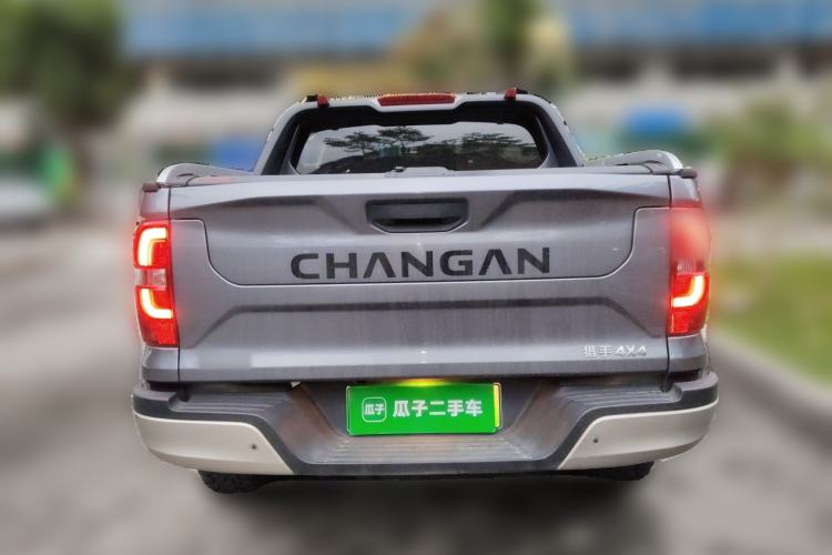 Used CHANGAN Hunter 2025 Model, Knight Edition, Lingshang Type, Dual-Motor Four-Wheel Drive Standard Box Rear