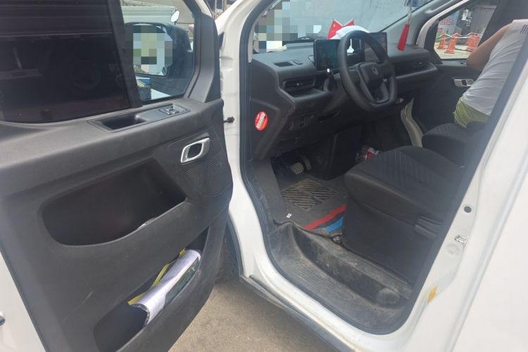 Used CHANGAN KAICHENG V919 2025 Model, Glory Edition, Golden Shield 50 kWh, Short Wheelbase, Low Roof, Elite Version, 6 Seats Driver Seat