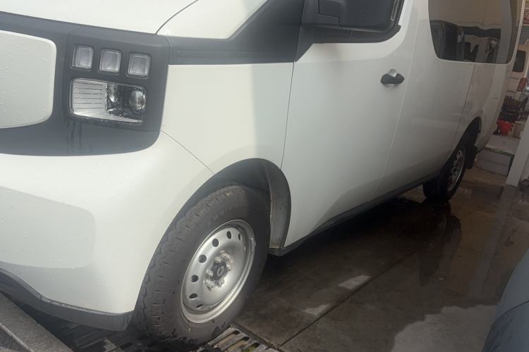Used CHANGAN KAICHENG V919 2025 Model, Glory Edition, Golden Shield 50 kWh, Short Wheelbase, Low Roof, Elite Version, 6 Seats Exterior 3