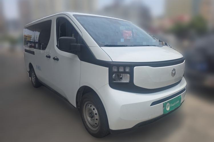 Used CHANGAN KAICHENG V919 2025 Model, Glory Edition, Golden Shield 50 kWh, Short Wheelbase, Low Roof, Elite Version, 6 Seats Front Right 45 Deg