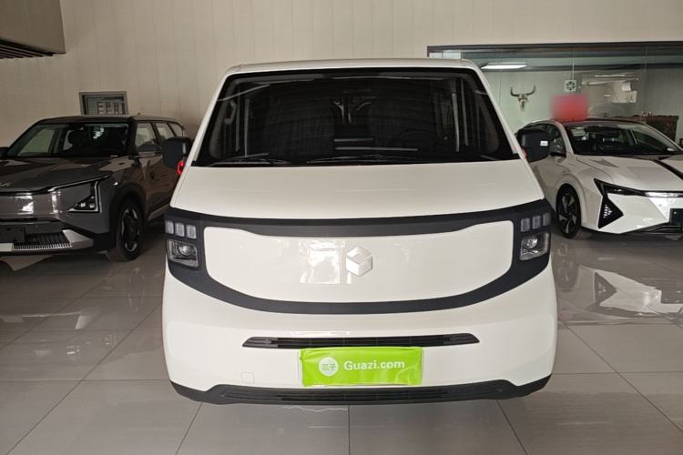 Used CHANGAN KAICHENG V919 2025 Model, Glory Edition, Golden Shield 50 kWh, Short Wheelbase, Low Roof, Elite Version, 6 Seats Front