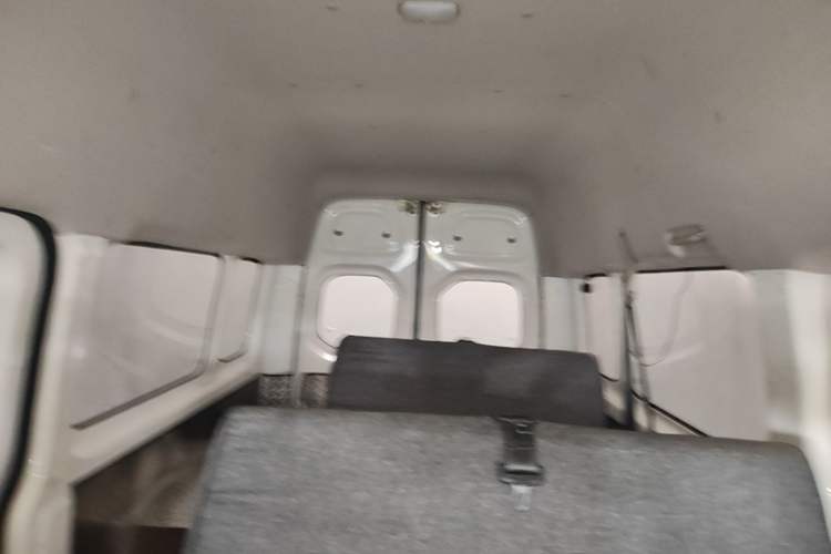 Used CHANGAN KAICHENG V919 2025 Model Speed Transport Cabin, CATL 53kWh, Long Wheelbase High-Roof Elite 6-seater Headliner