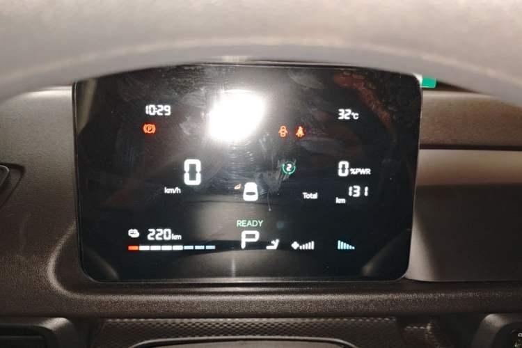 Used CHANGAN KAICHENG V919 2025 Model, Glory Edition, Golden Shield 50 kWh, Short Wheelbase, Low Roof, Elite Version, 6 Seats Instrument Cluster