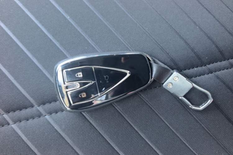 Used CHANGAN KAICHENG V919 2025 Model, Express Cabin, CATL 88 kWh, Long Wheelbase, High Roof, Smart Version, 6 Seats Interior 1