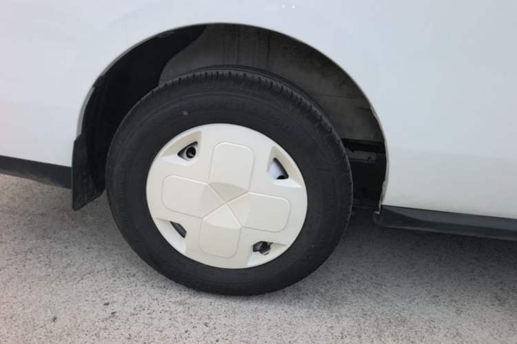 Used CHANGAN KAICHENG V919 2025 Model, Express Cabin, CATL 88 kWh, Long Wheelbase, High Roof, Smart Version, 6 Seats Right Rear Wheel Hub