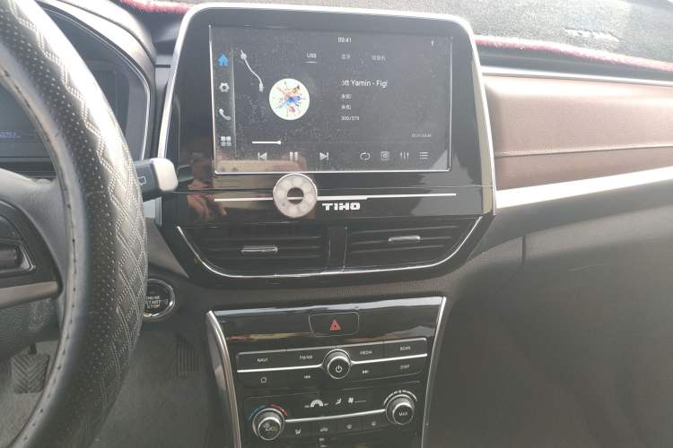 Used CHANGAN KAICHENG Changxing 2019 1.5L Manual Smart Connect Luxury Model Audio And AC Panel
