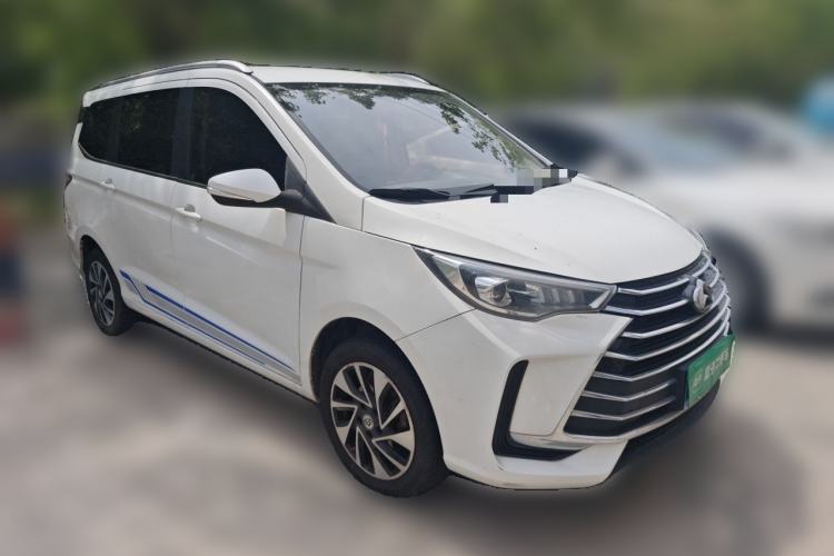 Used CHANGAN KAICHENG Changxing 2019 1.6L Automatic Smart Connect Premium Model Front Right 45 Deg