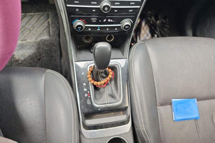 Used CHANGAN KAICHENG Changxing 2019 1.6L Automatic Smart Connect Premium Model Gear Lever