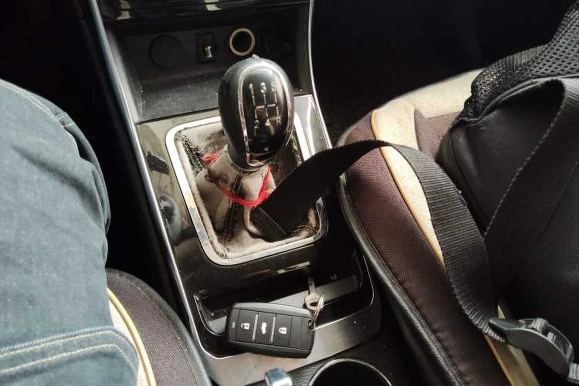 Used CHANGAN KAICHENG Changxing 2019 1.5L Manual Smart Connect Luxury Model Gear Lever