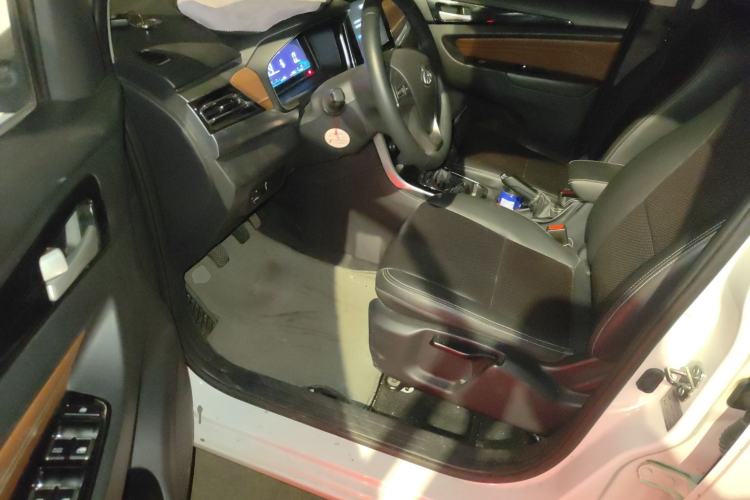 Used CHANGAN KAICHENG Changxing 2019 1.5L Manual Smart Connect Luxury Model Interior 3