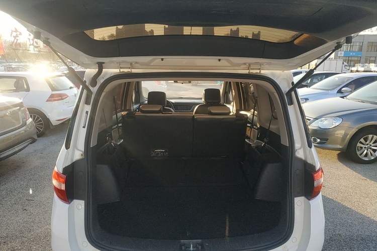 Used CHANGAN KAICHENG Changxing 2019 1.5L Manual Smart Connect Luxury Model Trunk
