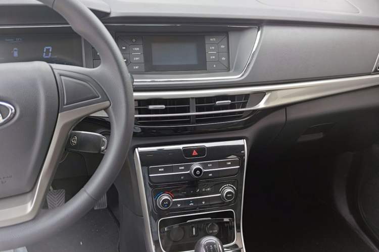 Used CHANGAN KAICHENG Changxing 2020 1.5L Manual Elite Edition Audio And AC Panel