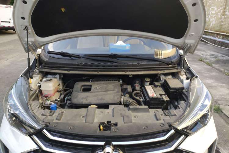 Used CHANGAN KAICHENG Changxing 2020 1.5L Manual Luxury Model Engine Bay