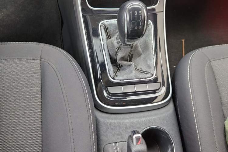 Used CHANGAN KAICHENG Changxing 2020 1.5L Manual Elite Edition Gear Lever