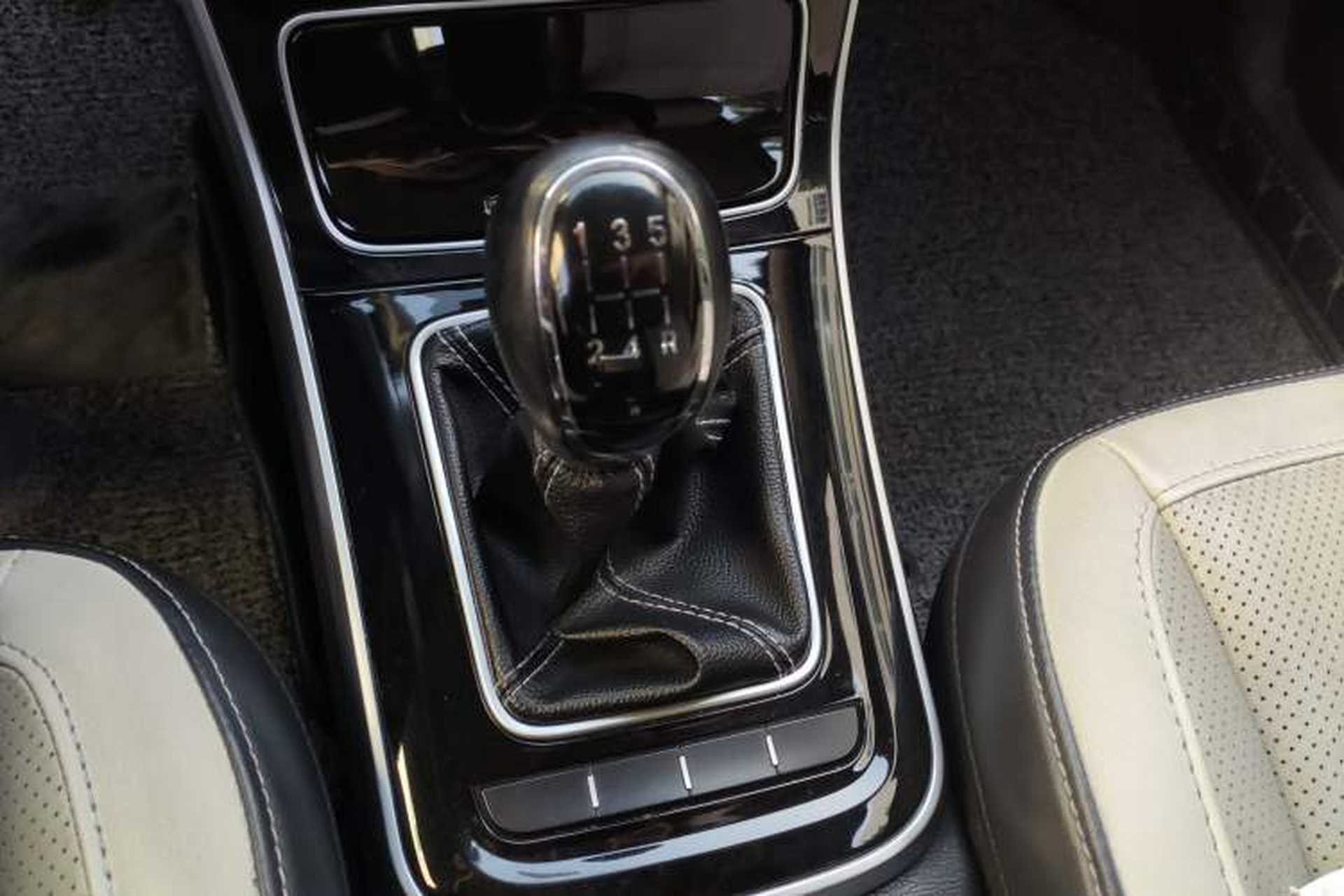 Used CHANGAN KAICHENG Changxing 2020 1.5L Manual Luxury Model Gear Lever