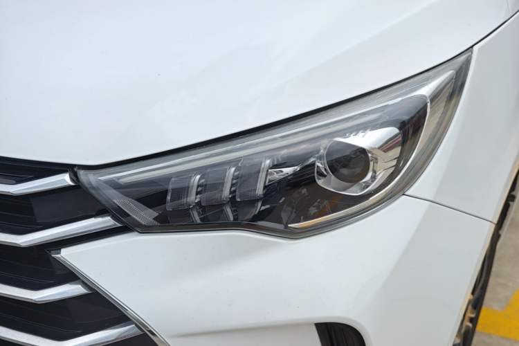 Used CHANGAN KAICHENG Changxing 2020 1.5L Manual Elite Edition Left Front Headlight