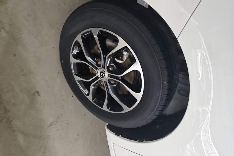 Used CHANGAN KAICHENG Changxing 2020 1.5L Manual Luxury Model Left Front Wheel Hub