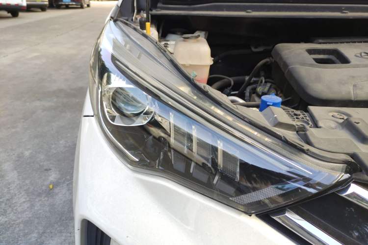 Used CHANGAN KAICHENG Changxing 2020 1.5L Manual Luxury Model Right Front Headlight