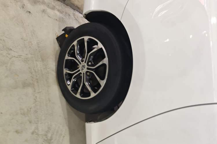 Used CHANGAN KAICHENG Changxing 2020 1.5L Manual Luxury Model Right Rear Wheel Hub
