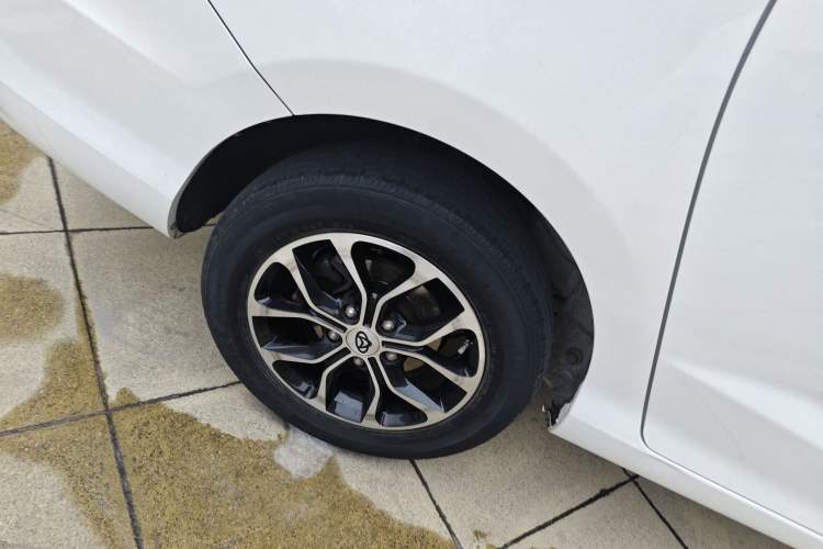 Used CHANGAN KAICHENG Changxing 2020 1.5L Manual Luxury Model Right Rear Wheel Hub