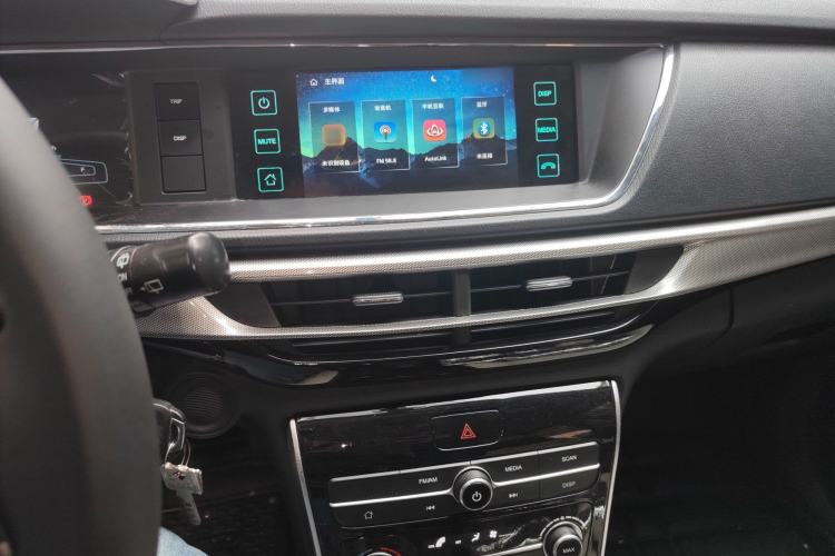 Used CHANGAN KAICHENG Changxing 2021 1.5L Manual Luxury Version Audio And AC Panel