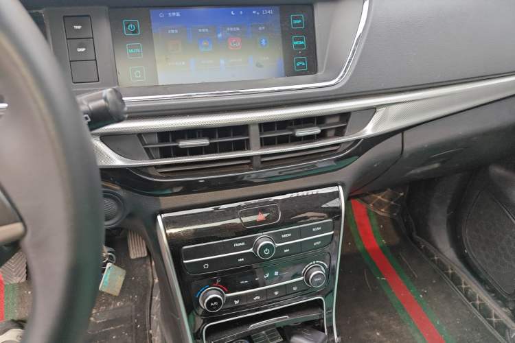 Used CHANGAN KAICHENG Changxing 2021 1.5L Manual Luxury Version Audio And AC Panel
