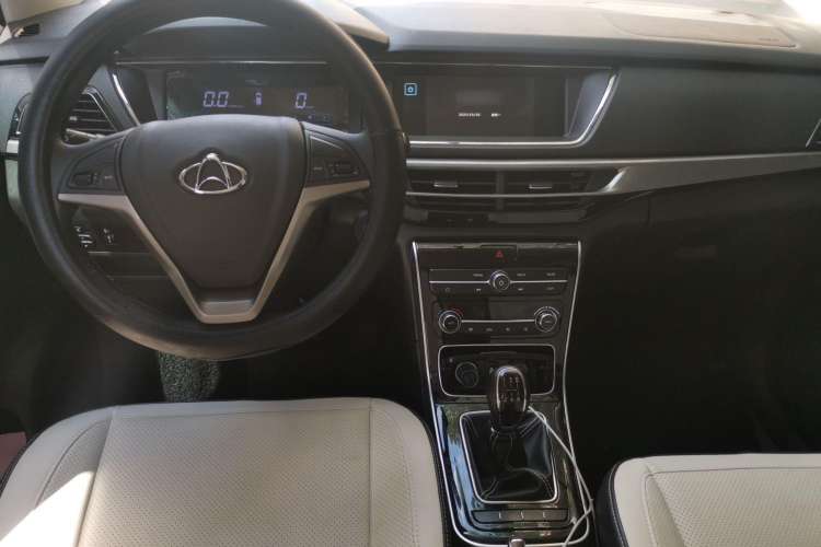 Used CHANGAN KAICHENG Changxing 2021 1.5L Manual Luxury Version Center Console