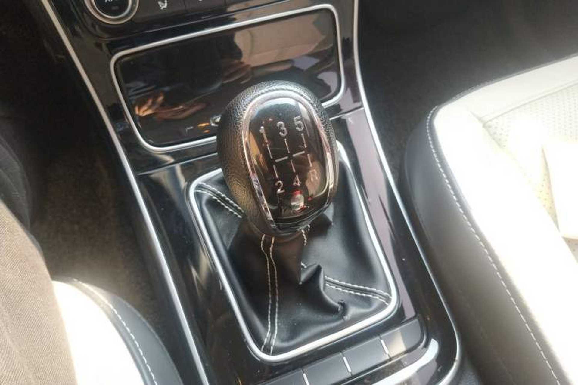 Used CHANGAN KAICHENG Changxing 2021 1.5L Manual Luxury Version Gear Lever
