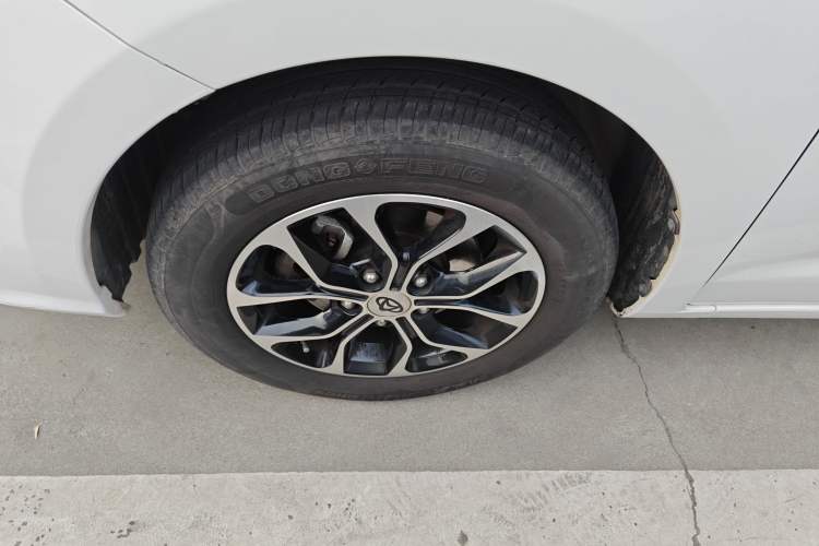 Used CHANGAN KAICHENG Changxing 2021 1.5L Manual Luxury Version Left Front Wheel Hub