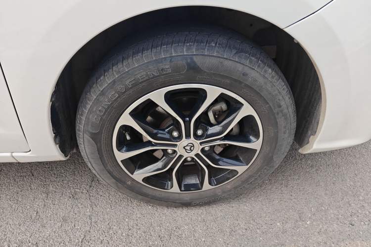 Used CHANGAN KAICHENG Changxing 2021 1.5L Manual Luxury Version Right Front Wheel Hub