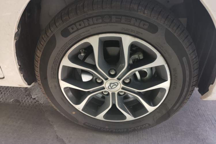 Used CHANGAN KAICHENG Changxing 2021 1.5L Manual Luxury Version Right Front Wheel Hub