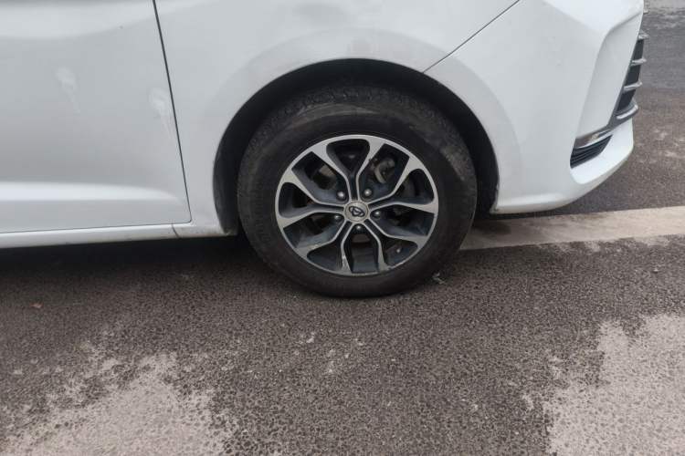 Used CHANGAN KAICHENG Changxing 2021 1.5L Manual Luxury Version Right Front Wheel Hub
