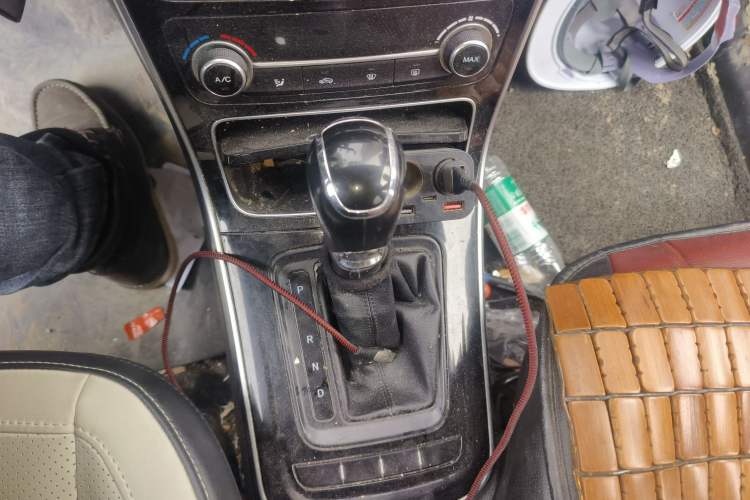 Used CHANGAN KAICHENG Changxing EV 2022 Luxury Model 5 Seats Gear Lever