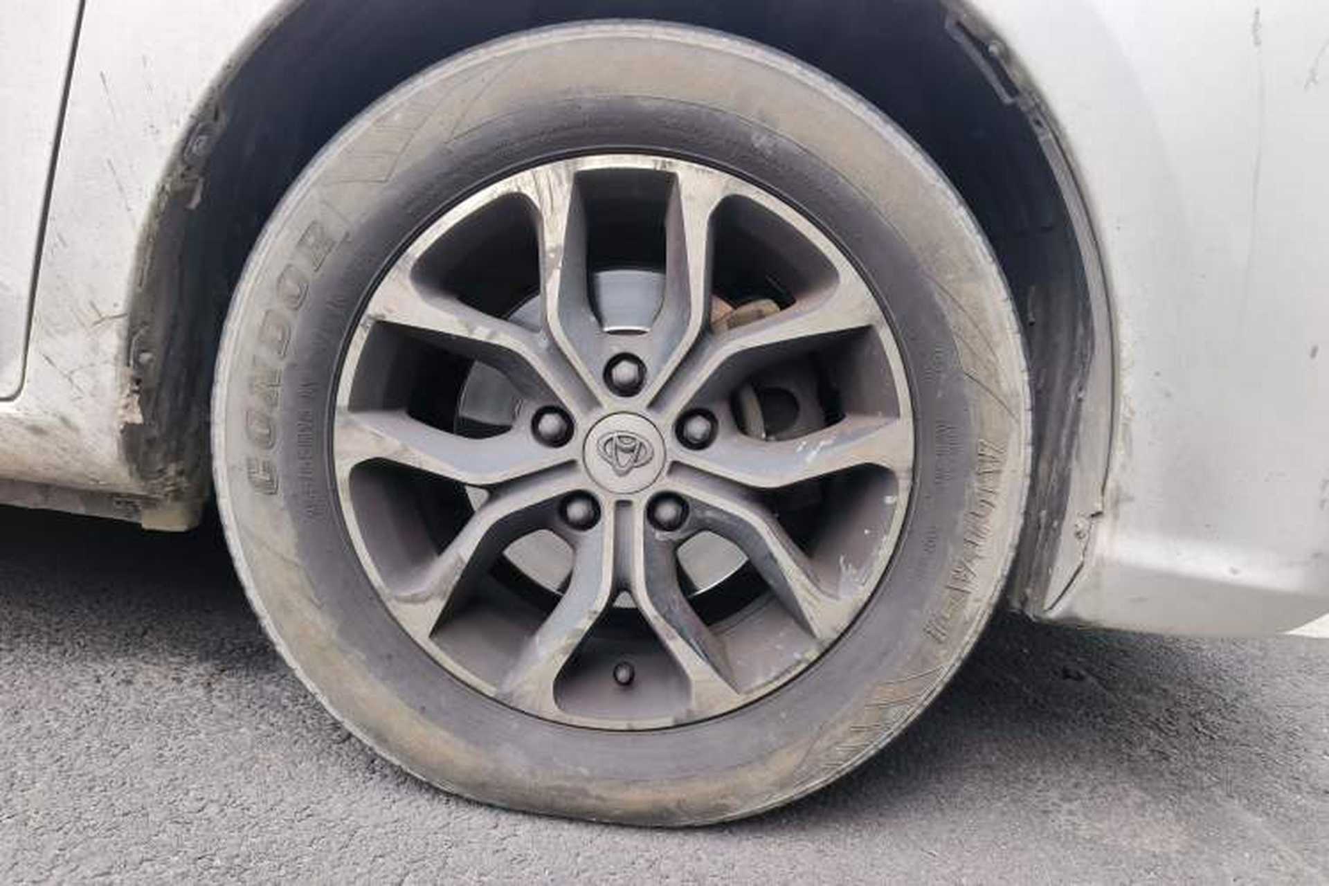 Used CHANGAN KAICHENG Changxing EV 2022 Luxury Model 5 Seats Right Front Wheel Hub