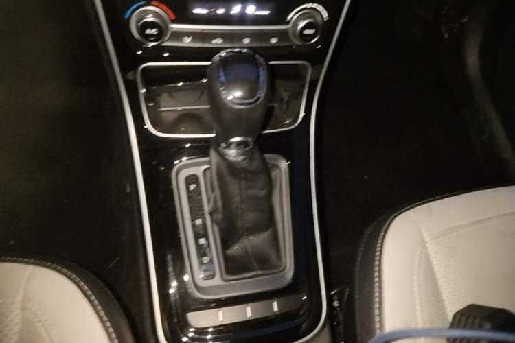 Used CHANGAN KAICHENG Changxing EV 2022 Luxury Model 5 Seats Gear Lever