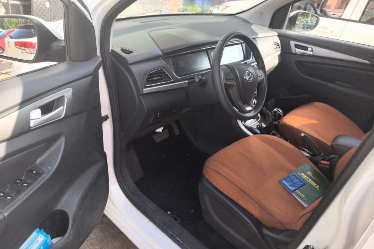 Used CHANGAN KAICHENG Changxing EV 2022 Luxury Model 6 Seats Interior 2