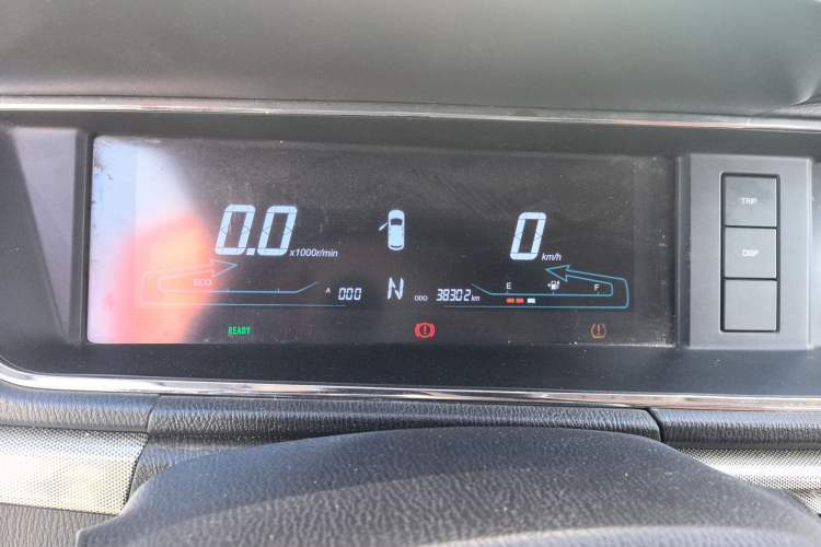 Used CHANGAN KAICHENG Changxing EV 2022 Luxury Model 6 Seats Odometer Close Up