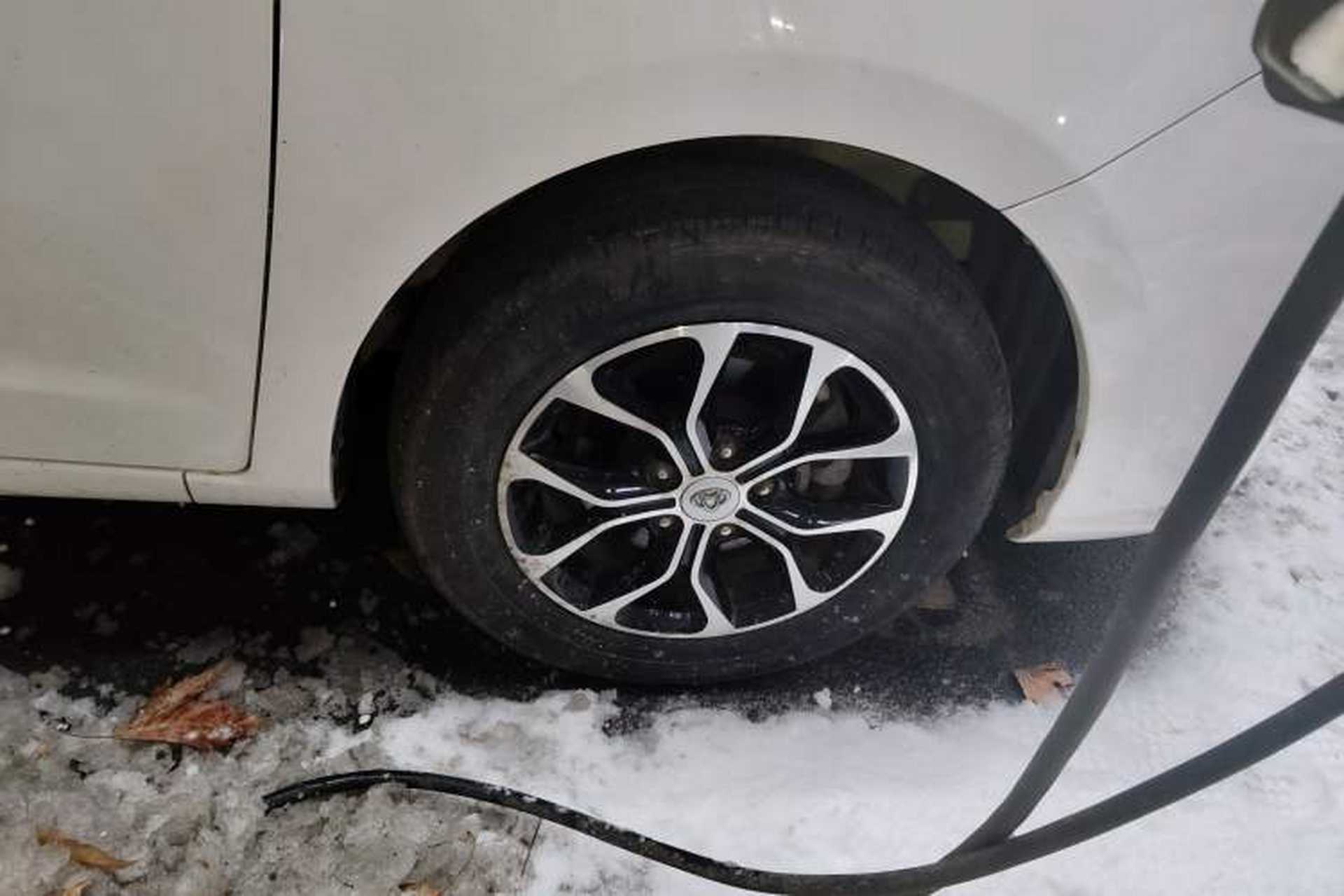 Used CHANGAN KAICHENG Changxing EV 2022 Luxury Model 6 Seats Right Front Wheel Hub