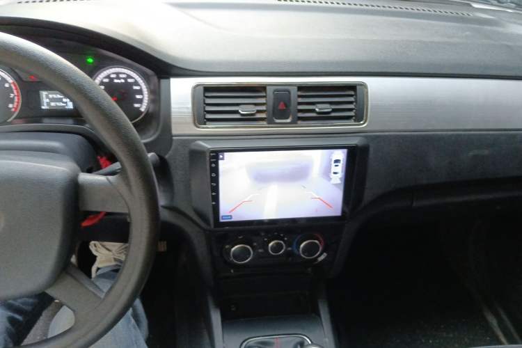Used CHANGAN KAICHENG F300 2022 1.5L "True Fragrance" Long-Wheelbase DAM15KL Audio And AC Panel