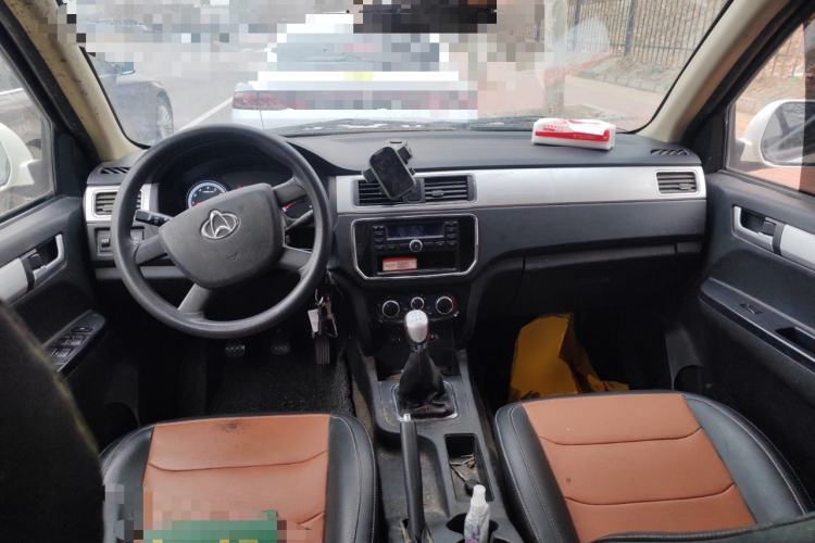 Used CHANGAN KAICHENG F300 2022 1.5L Houlang Version Standard Wheelbase DAM15KL Center Console